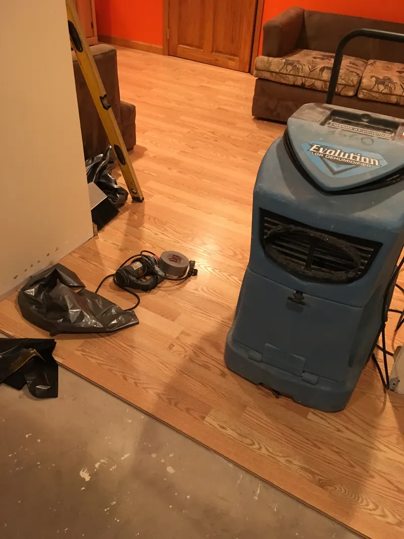 Hardwood floor water damage drying Colonie NY